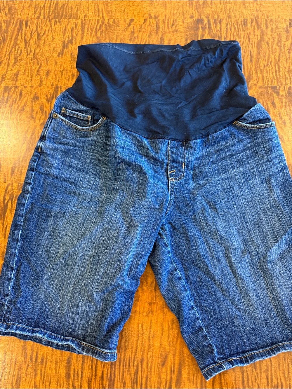 Liz Lange Dark Blue Denim Maternity Bermuda Shorts with Black Panel